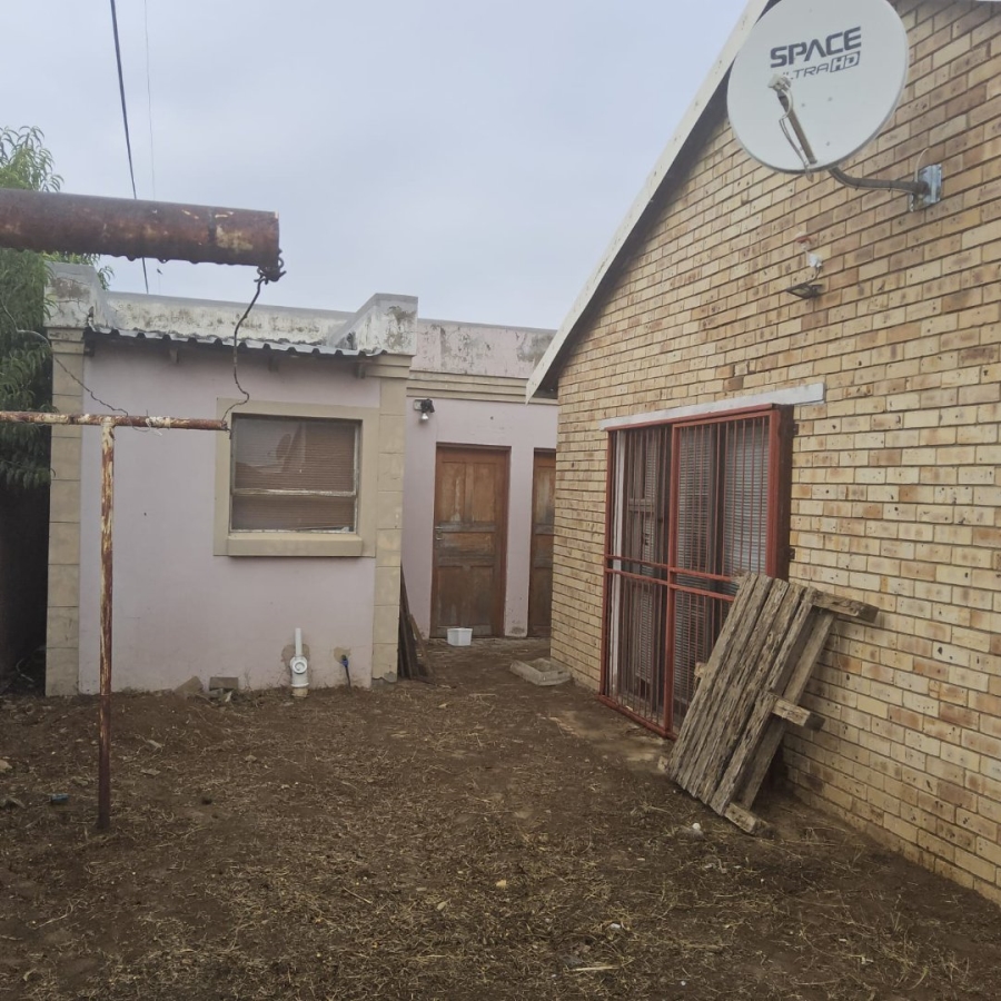 4 Bedroom Property for Sale in Mandela View Free State
